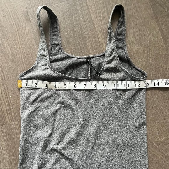 Babaton Sleeveless Pepper Grey Tank Top - Picture 3 of 8